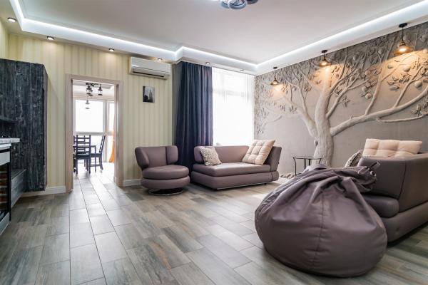 Продается видовая квартира 76, 7 м2 с дизайнерским ремонтом в ЖК Маяк,  на берегу канала им.  Москвы — фото 2